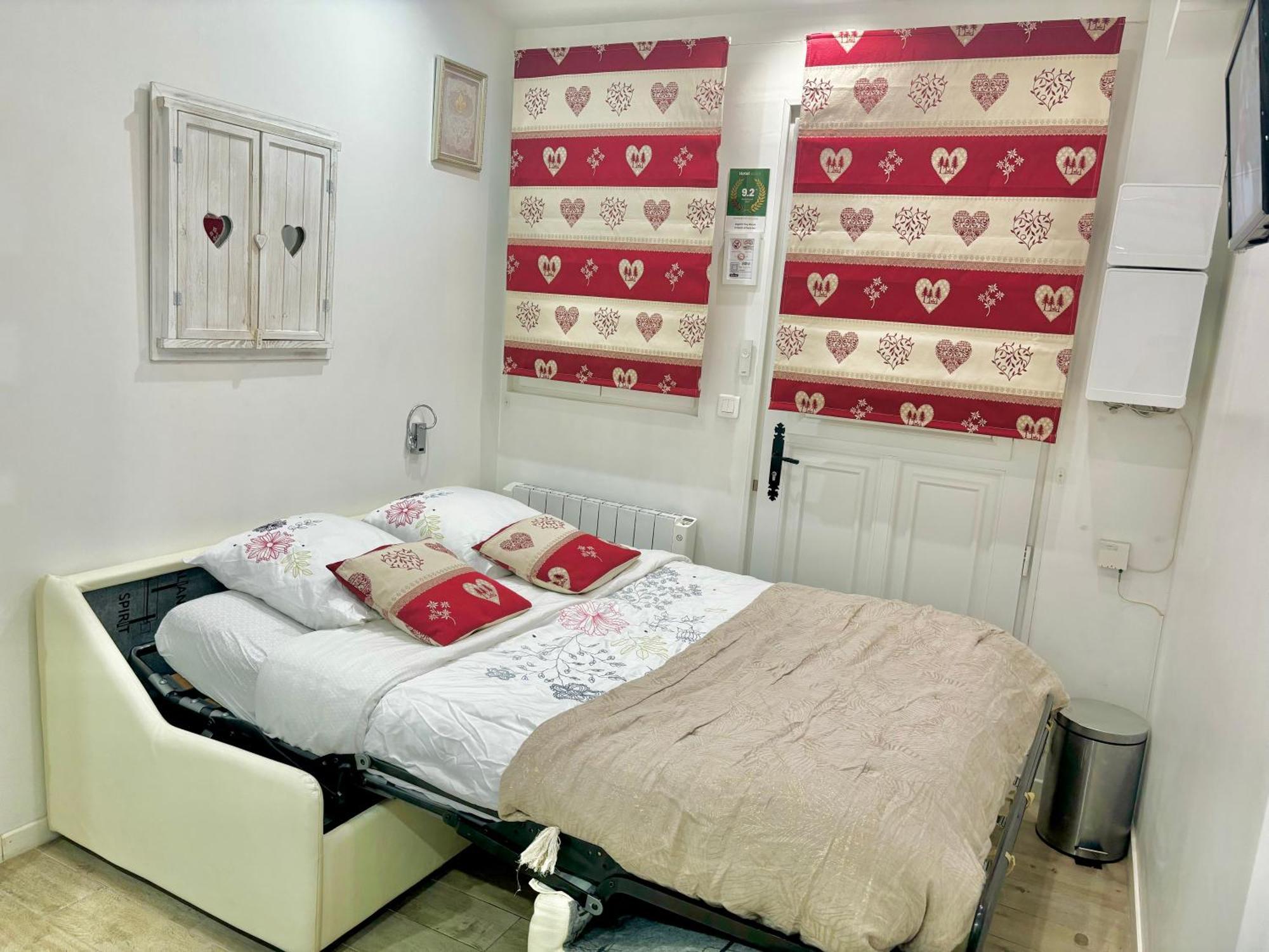 Appartamento Superb Tiny House In Heart Of Paris 1St! Esterno foto