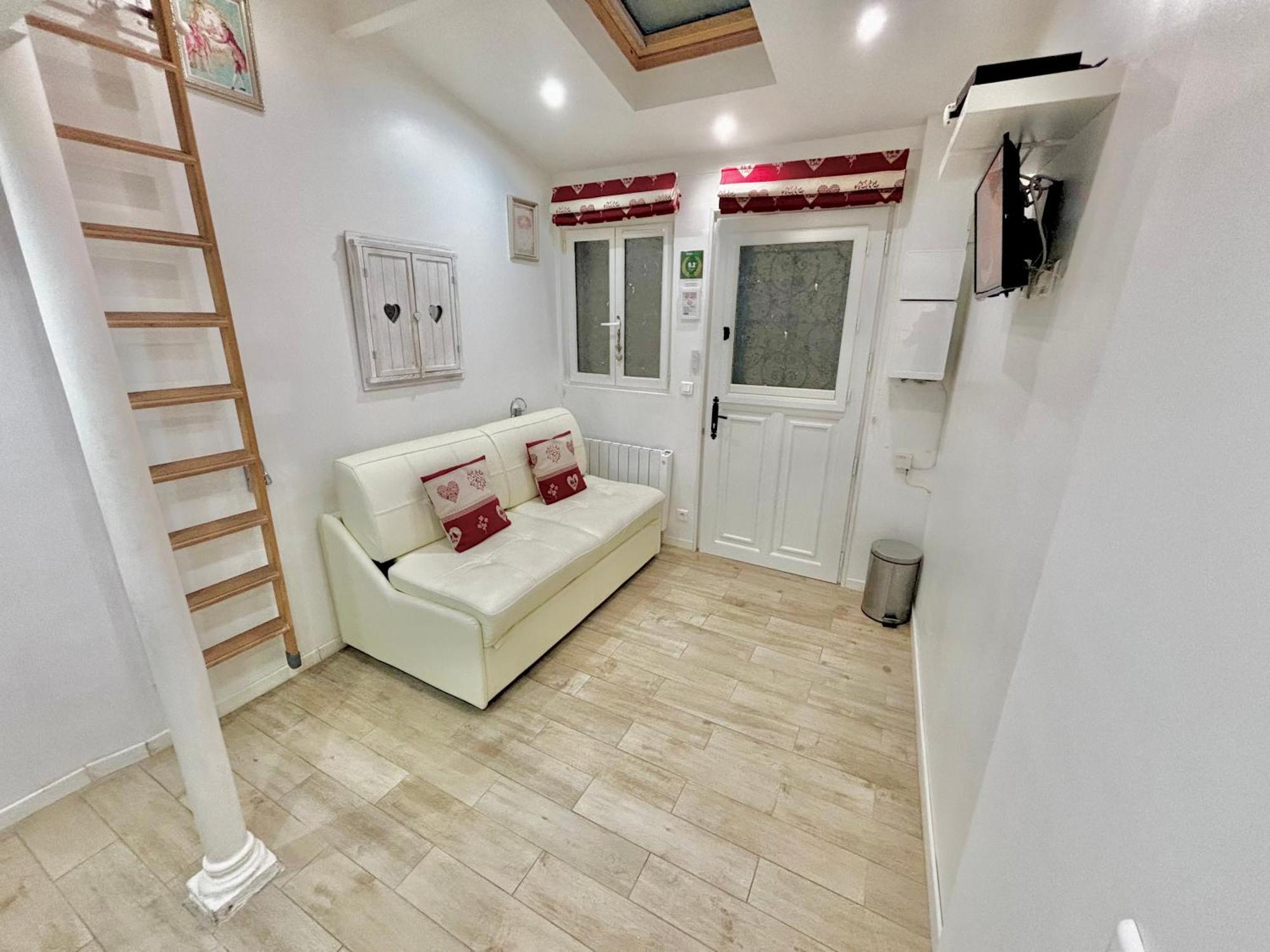 Appartamento Superb Tiny House In Heart Of Paris 1St! Esterno foto